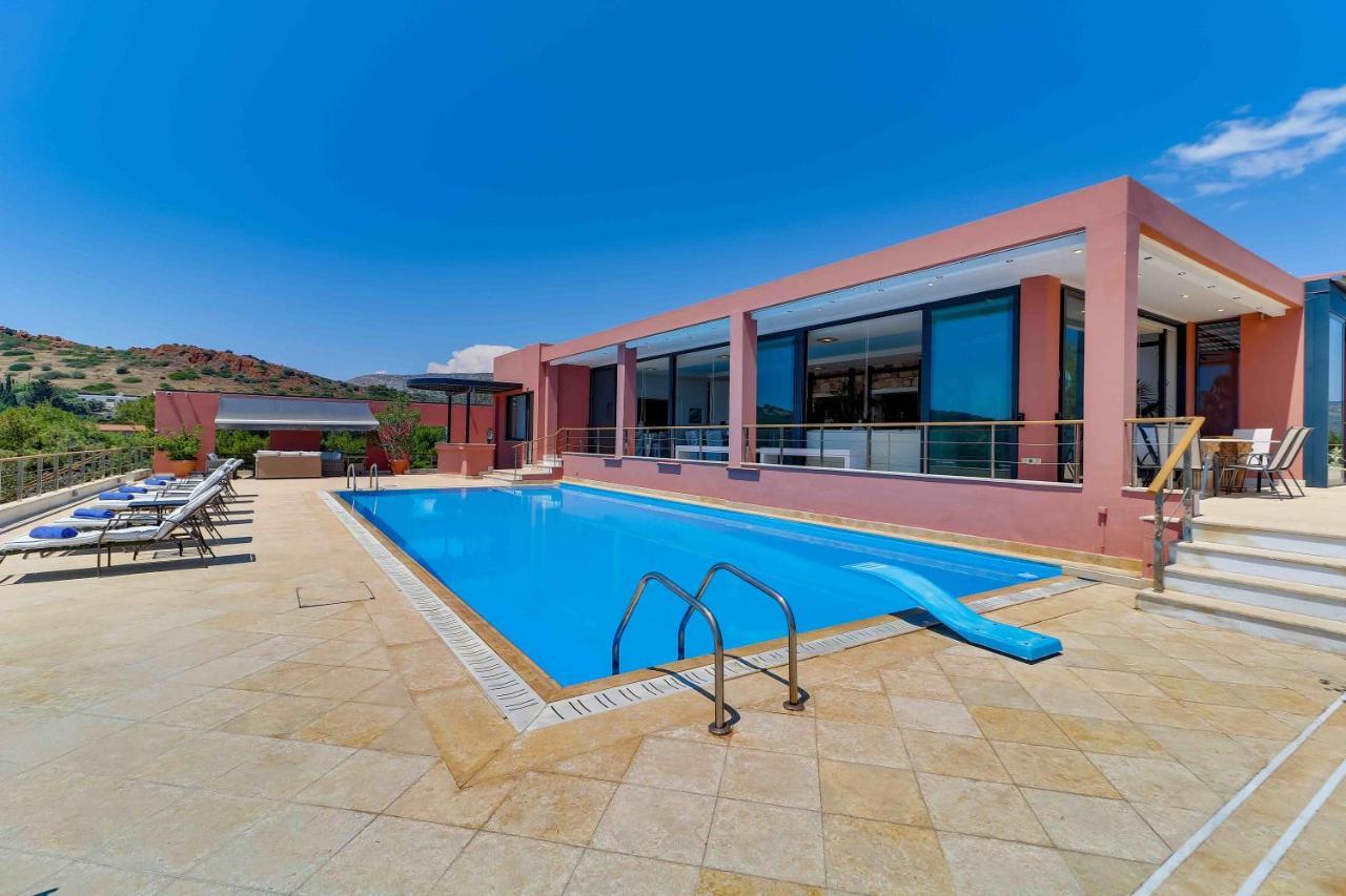 Black Diamond Beachfront Pool Villa Pasithea In Sounio, Athens Суніон Екстер'єр фото
