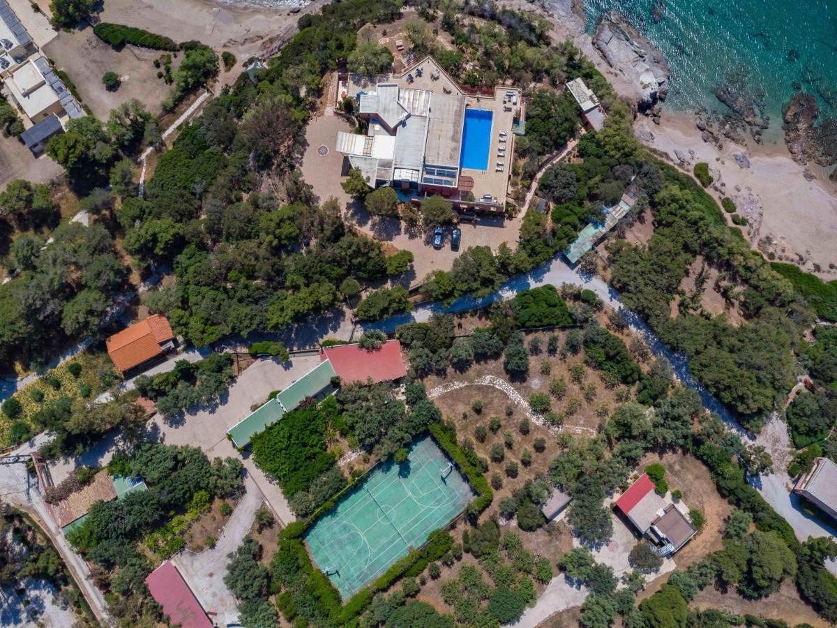 Black Diamond Beachfront Pool Villa Pasithea In Sounio, Athens Суніон Екстер'єр фото