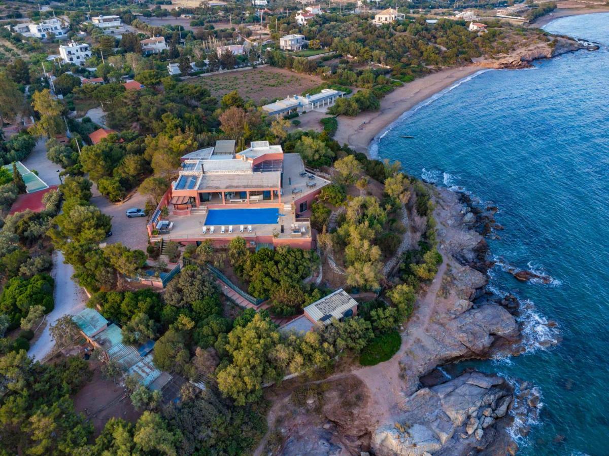 Black Diamond Beachfront Pool Villa Pasithea In Sounio, Athens Суніон Екстер'єр фото