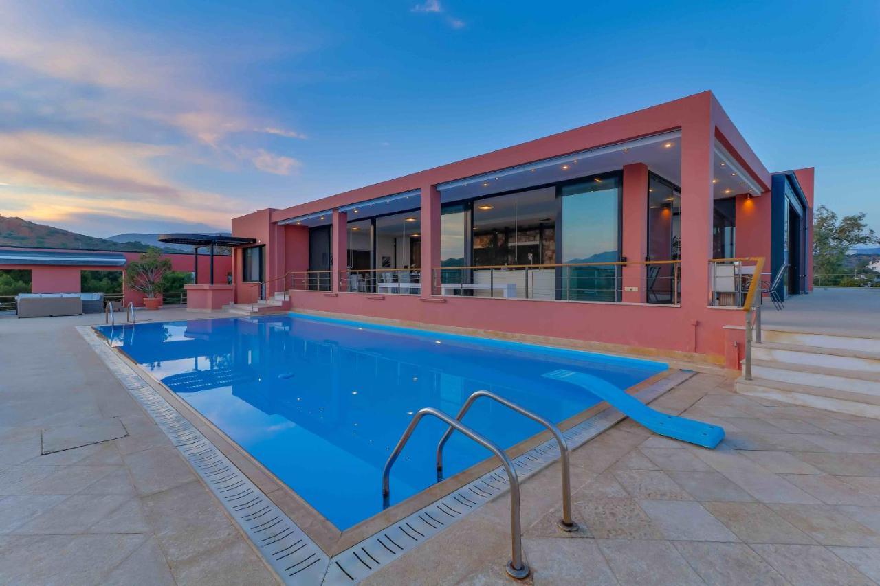 Black Diamond Beachfront Pool Villa Pasithea In Sounio, Athens Суніон Екстер'єр фото