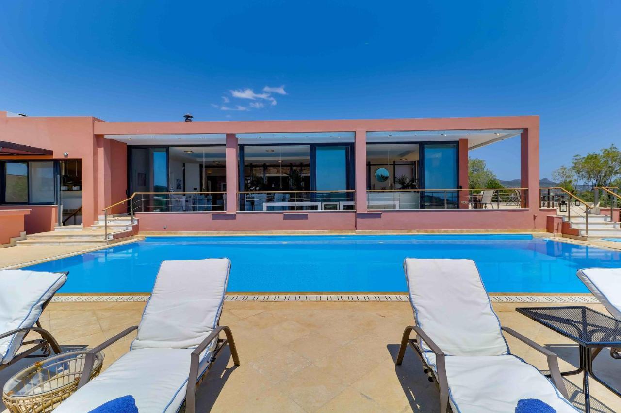 Black Diamond Beachfront Pool Villa Pasithea In Sounio, Athens Суніон Екстер'єр фото